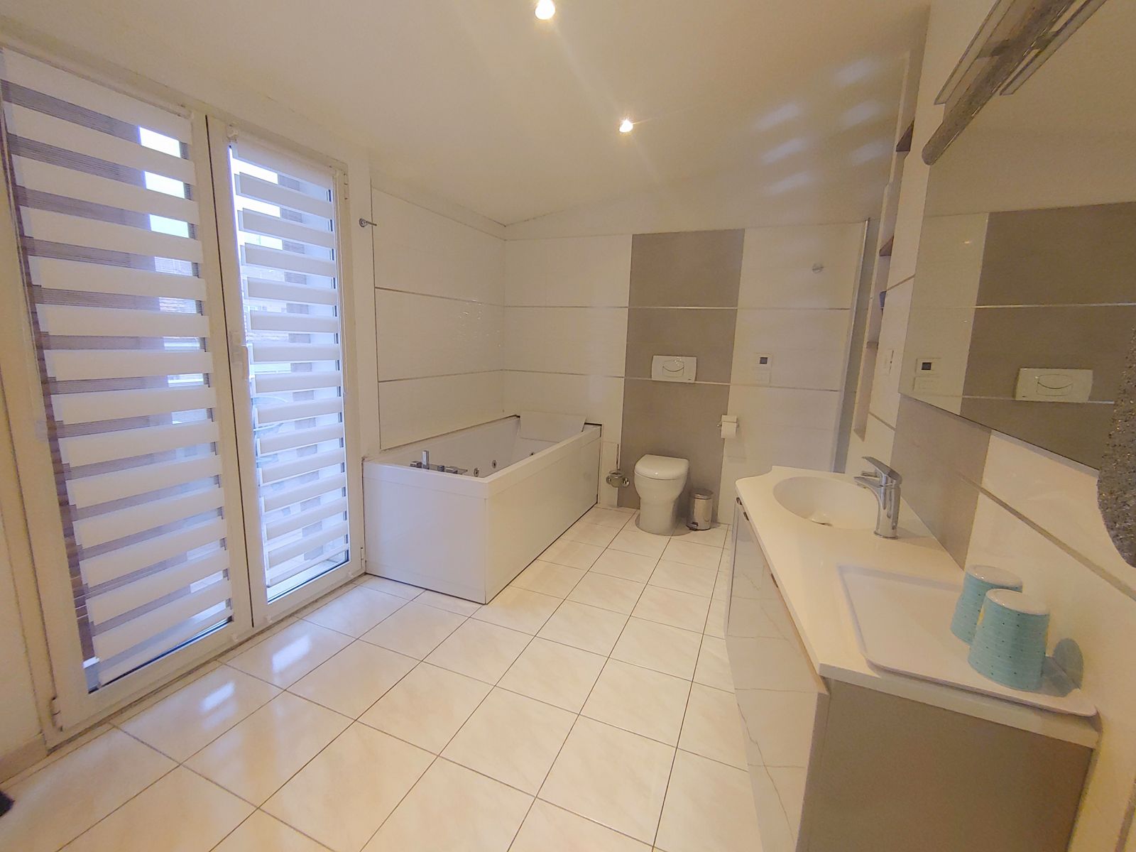 Bagno privato con vasca idromassaggio