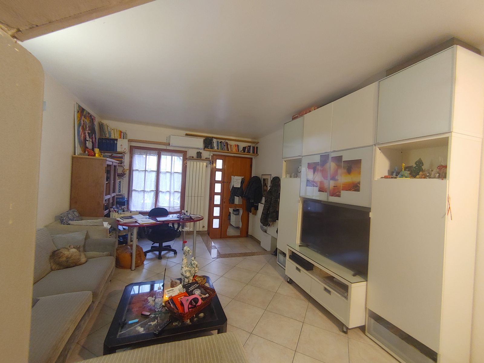 Soggiorno e zona studio